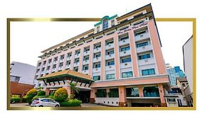 Sing Golden Place Hotel  3*